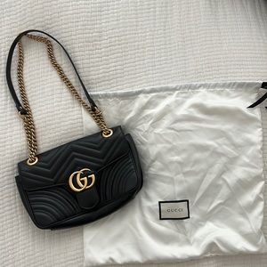 GUCCI GG Marmont small shoulder bag